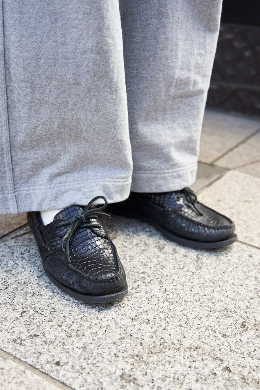 寒い日も一発解決！“大きめアウター”をお洒落に纏った大人たちをパパラッチ！ - 6枚目の画像