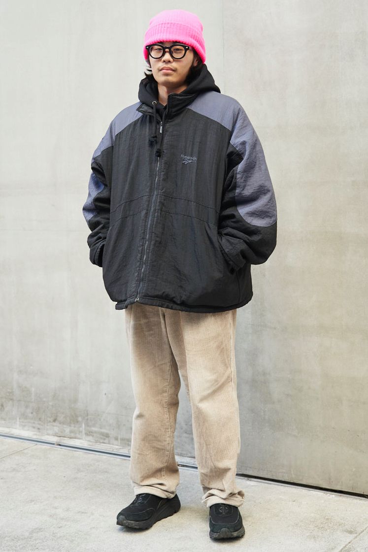 ジャケット＝リーボック