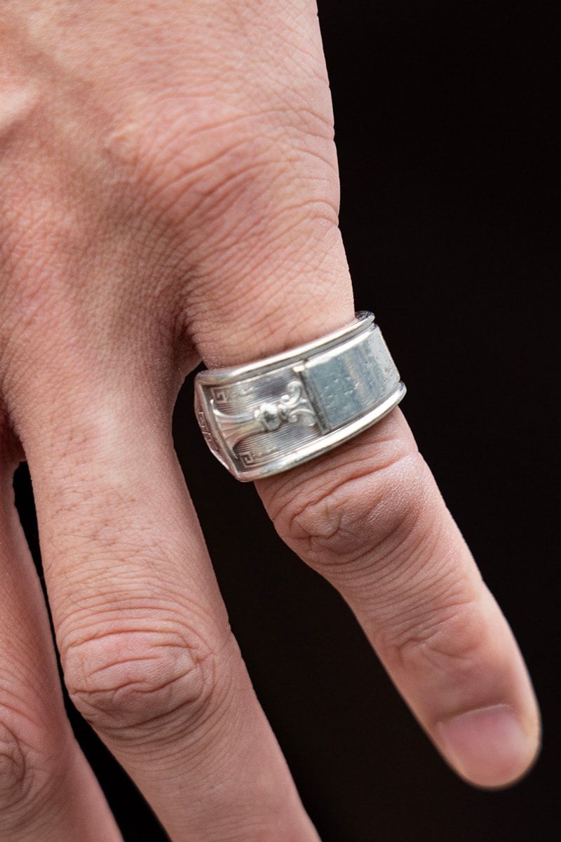 ノーブランドのカットソーコーディネート | 260115-1746-01 近藤博之 4枚目の写真