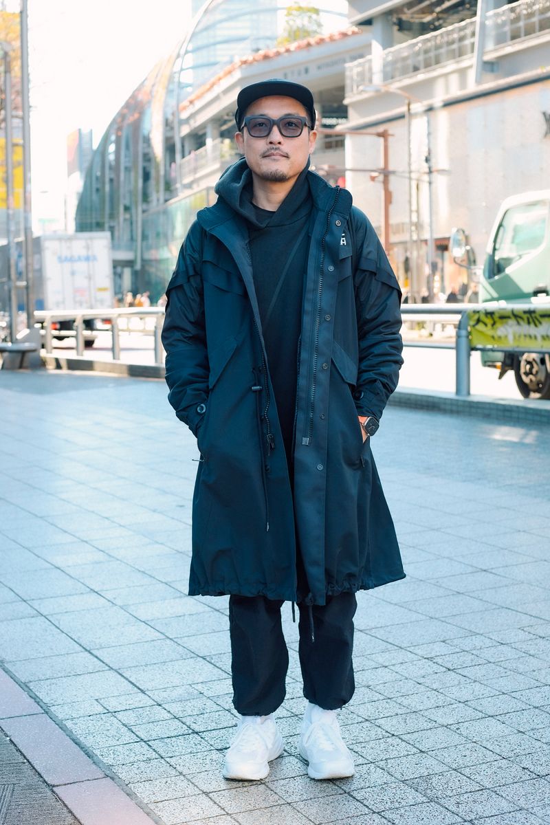 サカイ×ナイキのコートコーディネート | 260118-0659-04 末谷公平 2枚目の写真