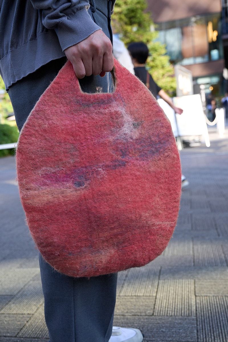 ジョンスメドレーのカーディガンコーディネート | 260121-1248-22 髙山明人 5枚目の写真