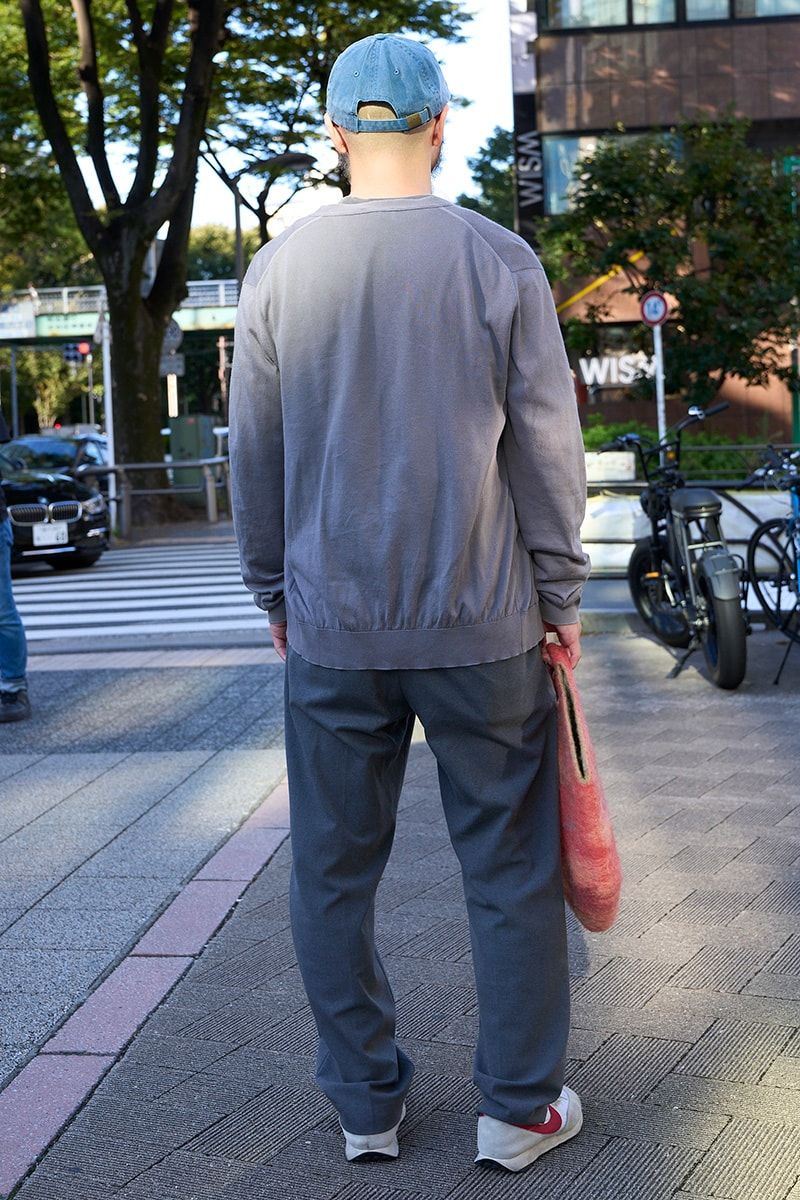 ジョンスメドレーのカーディガンコーディネート | 260121-1248-22 髙山明人 2枚目の写真