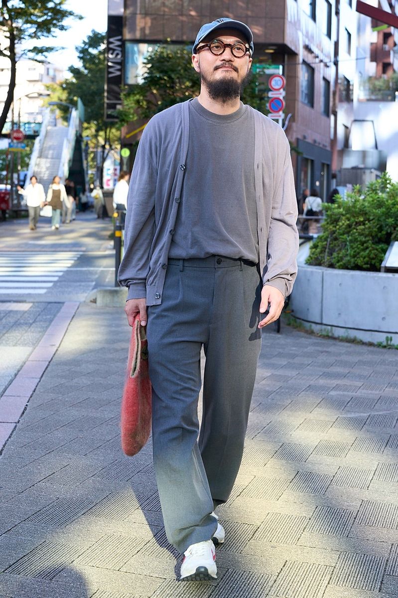 ジョンスメドレーのカーディガンコーディネート | 260121-1248-22 髙山明人