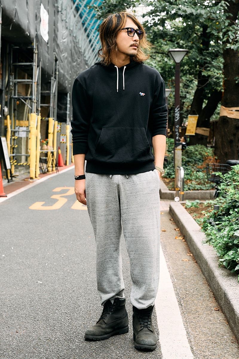 メゾンキツネのスウェットコーディネート | 260121-1258-20 原田大輔 4枚目の写真