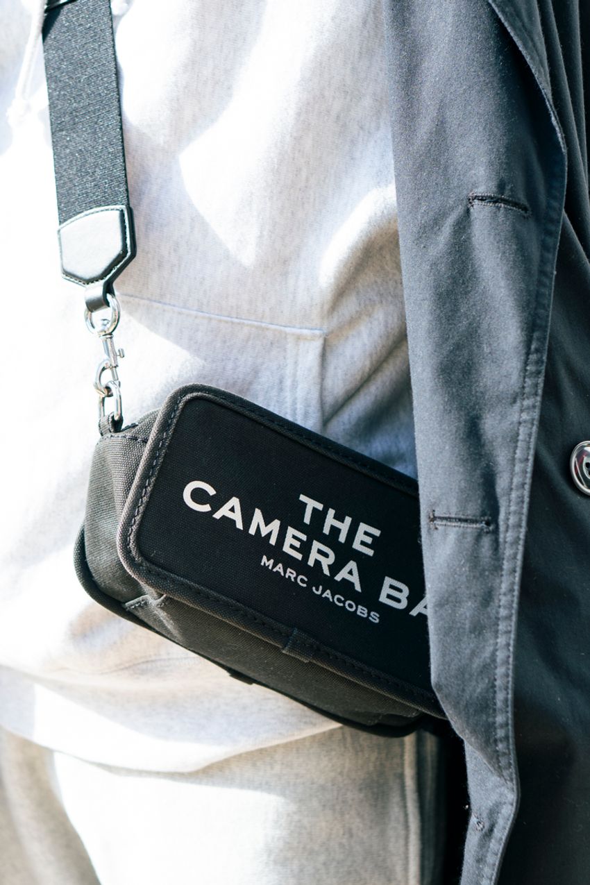 王道チャンピオンスウェットを洒落て見せた5人のコーデ。フリース、ダウンベスト…組み合わせ好例とともに - 6枚目の画像