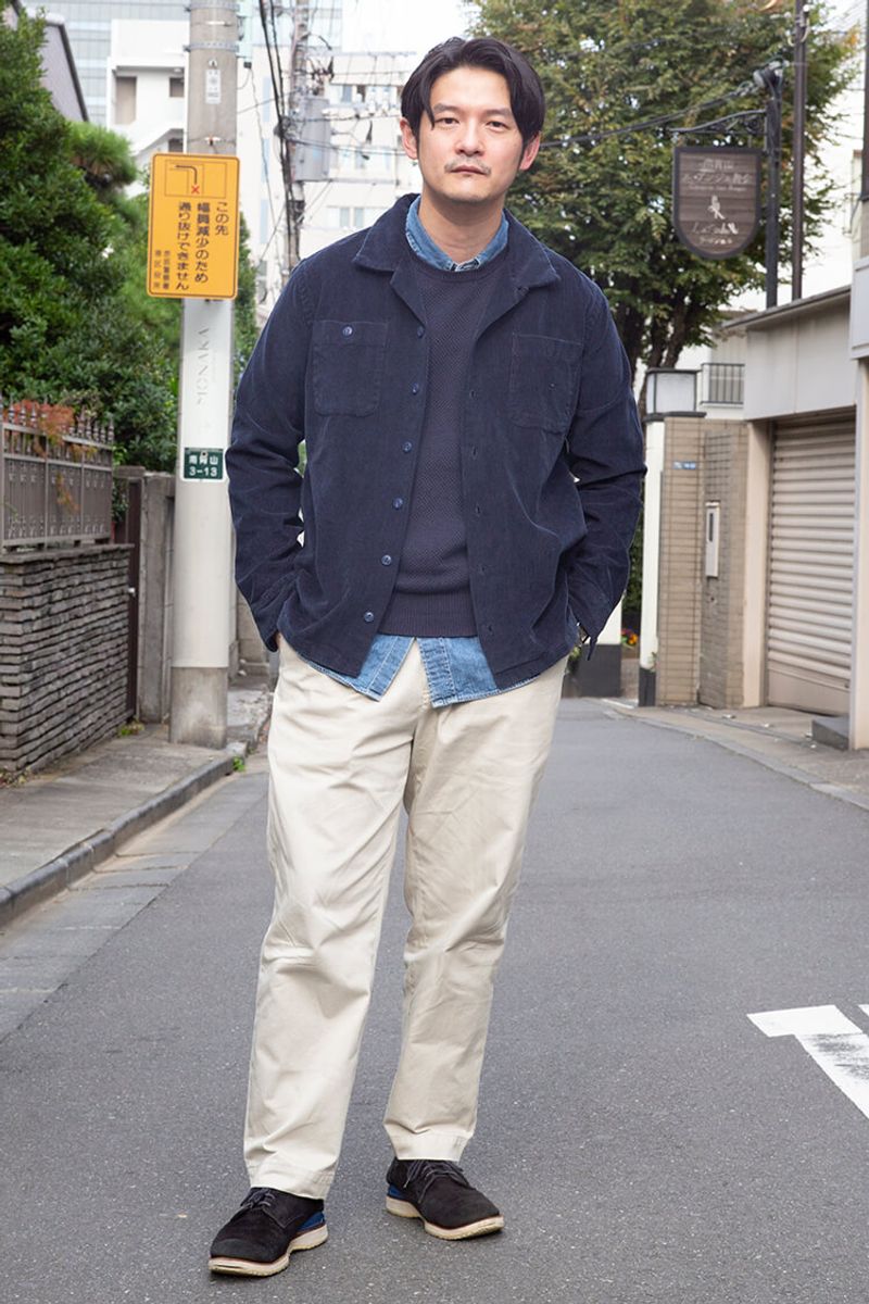 ブルーの濃淡グラデで、シンプルコーデにこなれ感を 髙倉悠人