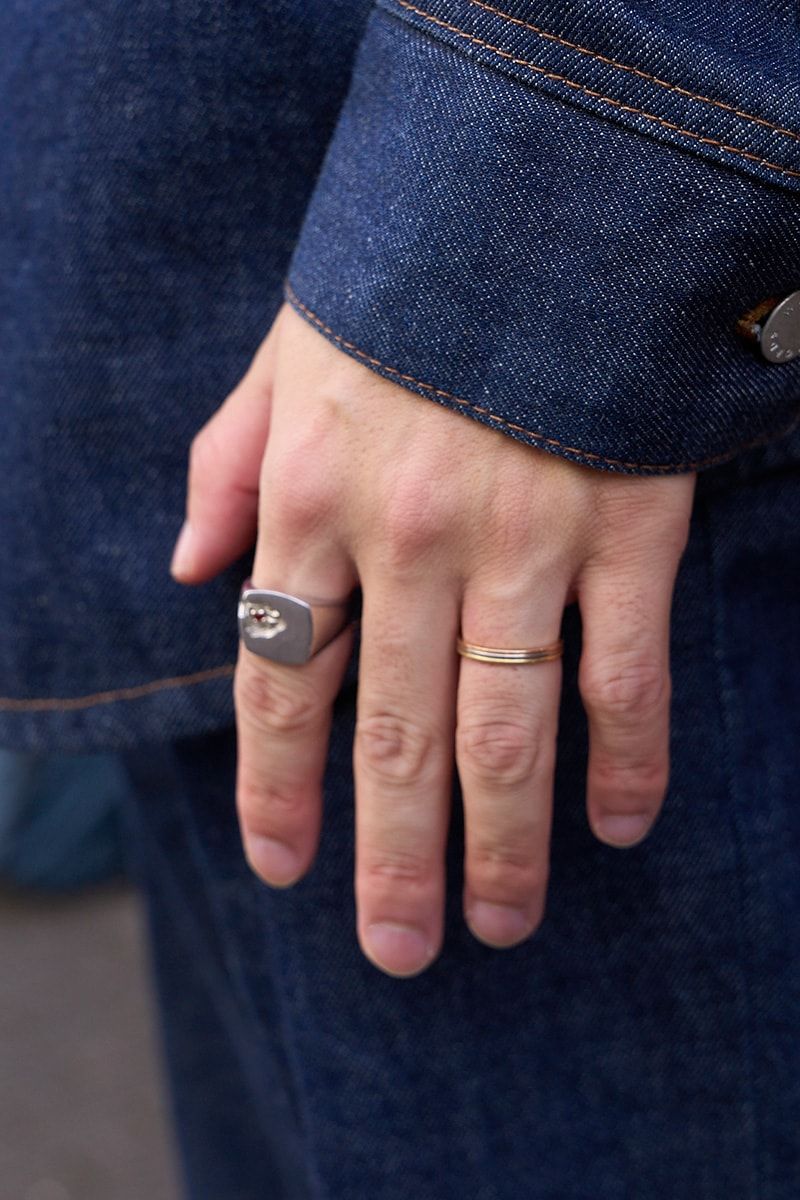 シンヤコヅカのシャツコーディネート | 260126-1711-04 明石大地 5枚目の写真