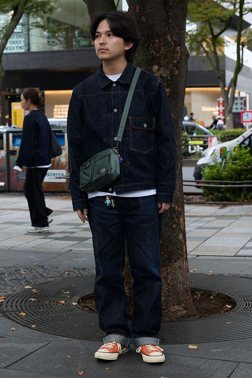 春こそコンバースの出番！ 足元を彩る投入術を街のリアルコーデで解説 - 8枚目の画像