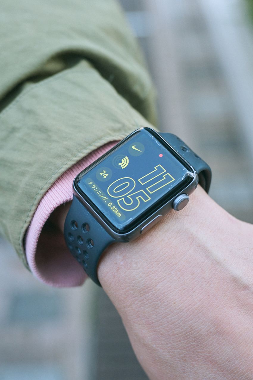 【デニムの“今”をすっぱ抜き】今冬のトレンドは色落ちブルー？洒落た大人の最新デニム事情 - 4枚目の画像