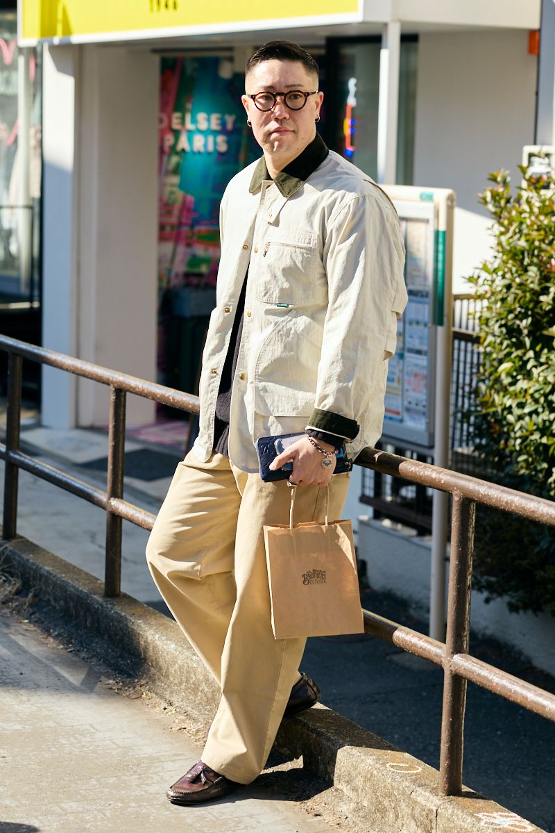 ジャケット エルエルビーン  ニット ラルフローレン  パンツ ギャップ  シューズ ザラ  眼鏡 レスカルネティエ  ブレスレット ティファニー  リング メゾンマルジェラ  リング2 不明