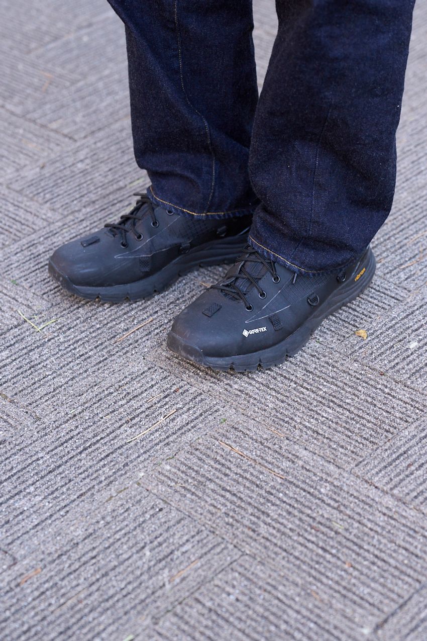 アウターは”黒派”の大人たちを一挙公開！ユニクロのシェル、GU×ガーメンツのジャケットetc. - 5枚目の画像