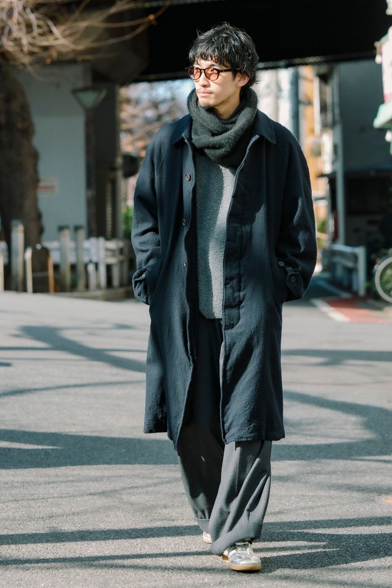 コムデギャルソンオムのコートコーディネート | 260130-0120-53 青木駿也 3枚目の写真