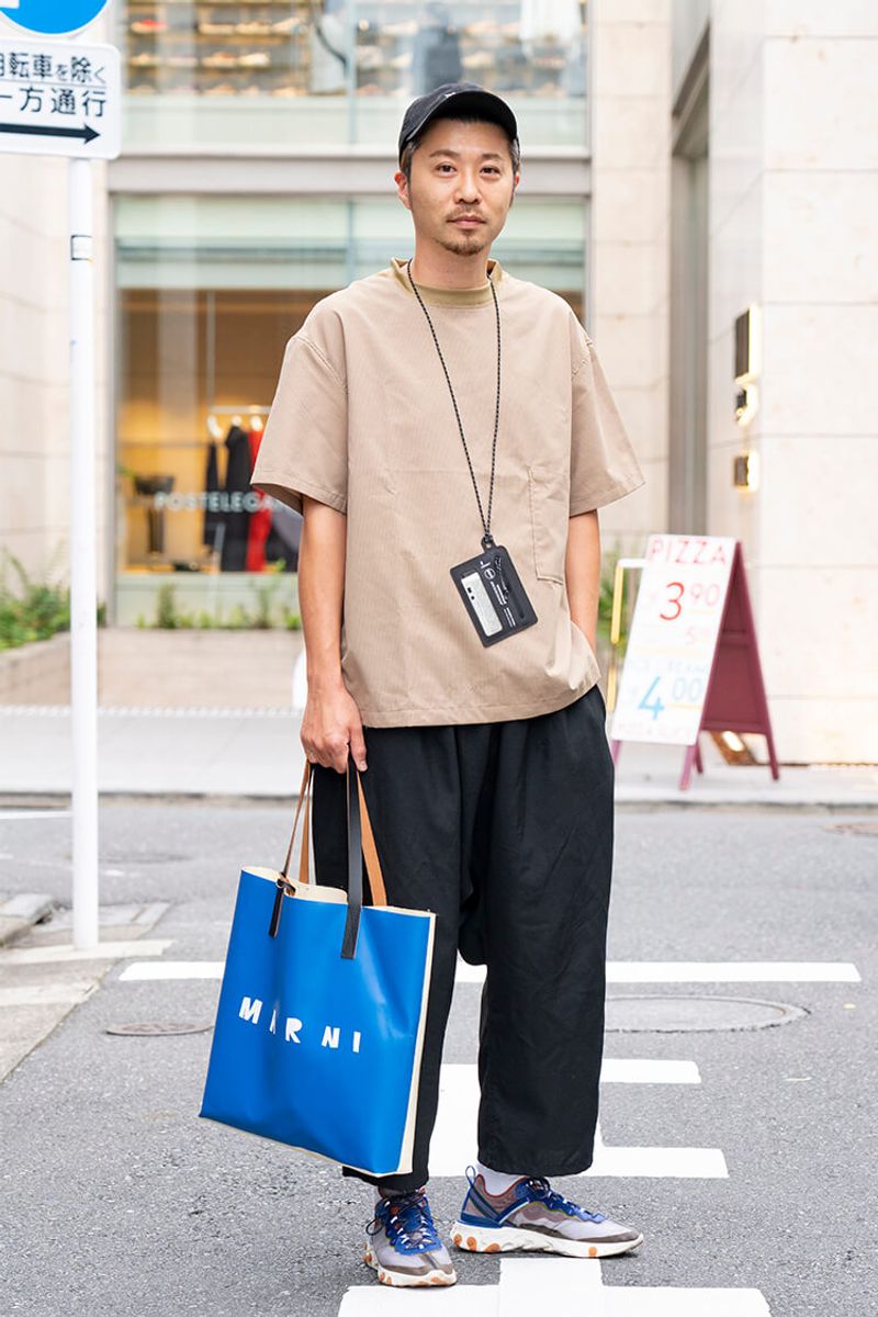 小物で遊べば、ビッグシルエットも野暮ったさゼロ 相川大始