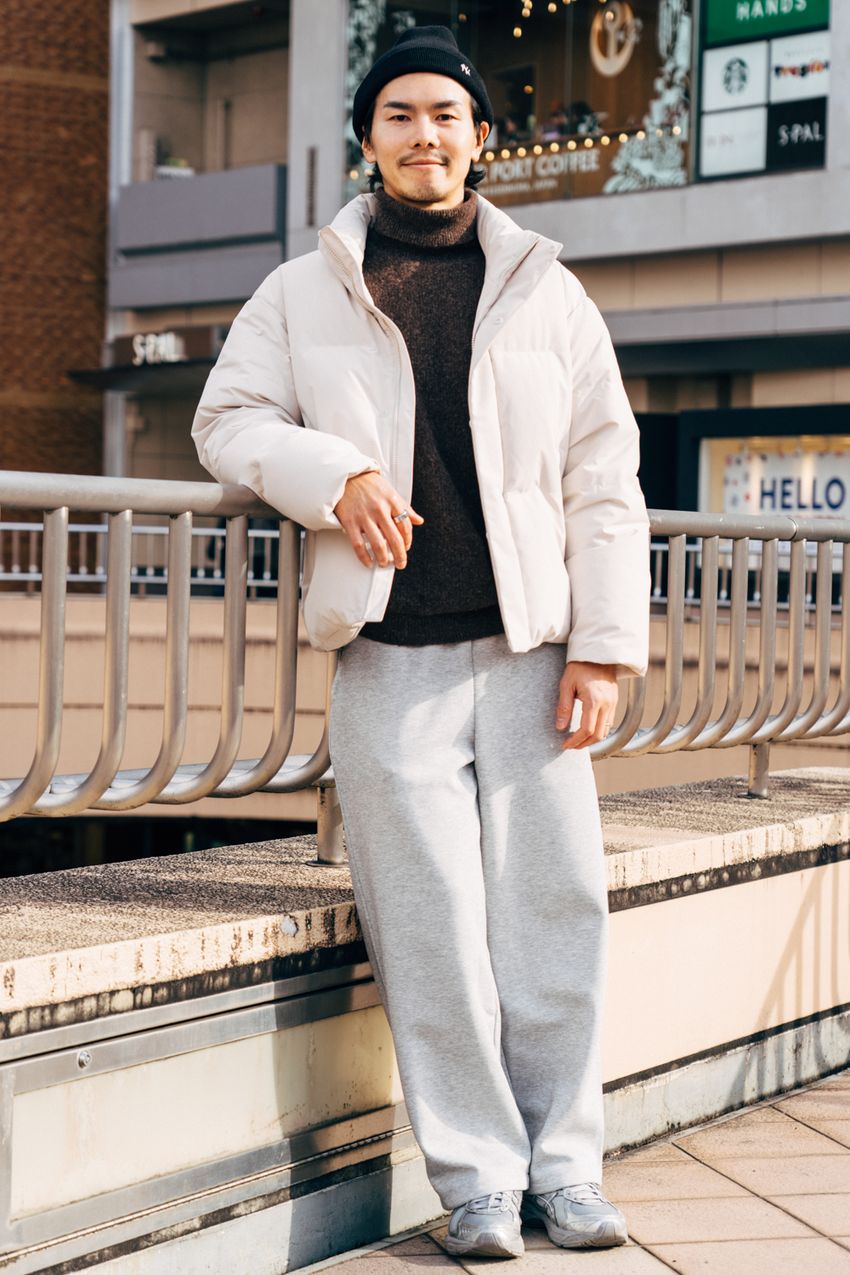 30〜40代のニット帽は“ブラック率”高し。ダウン、デニムジャケットetc.洒落者の合わせをスナップで - 4枚目の画像