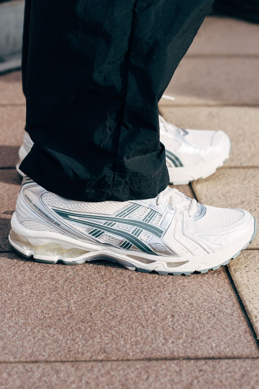 「フード付きアウター」みんな何を着てる？ どう着てる？着用者5名を街角パパラッチ！ - 6枚目の画像