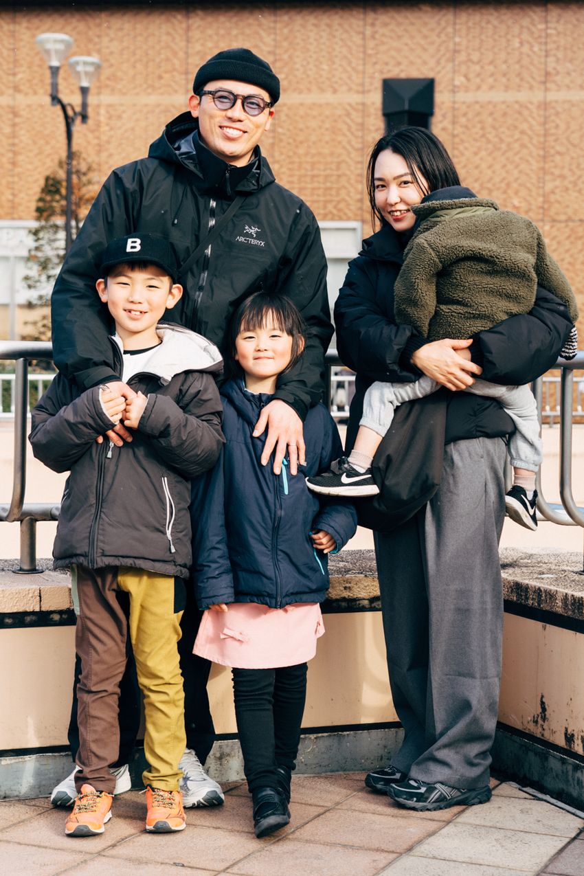 30〜40代のニット帽は“ブラック率”高し。ダウン、デニムジャケットetc.洒落者の合わせをスナップで - 2枚目の画像