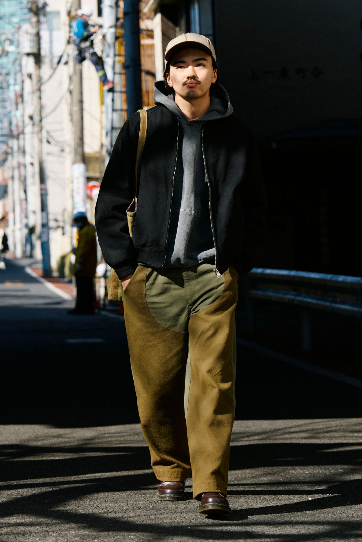 ジャケット シーティーシーストア  カットソー ロサンゼルスアパレル  パンツ エルエルビーン  シューズ ドクターマーチン  帽子 Thheme  バッグ Menicle