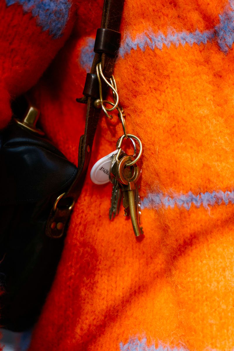 ワイルドアニマルズのカーディガンコーディネート | 260205-0136-08 平井名王企 6枚目の写真