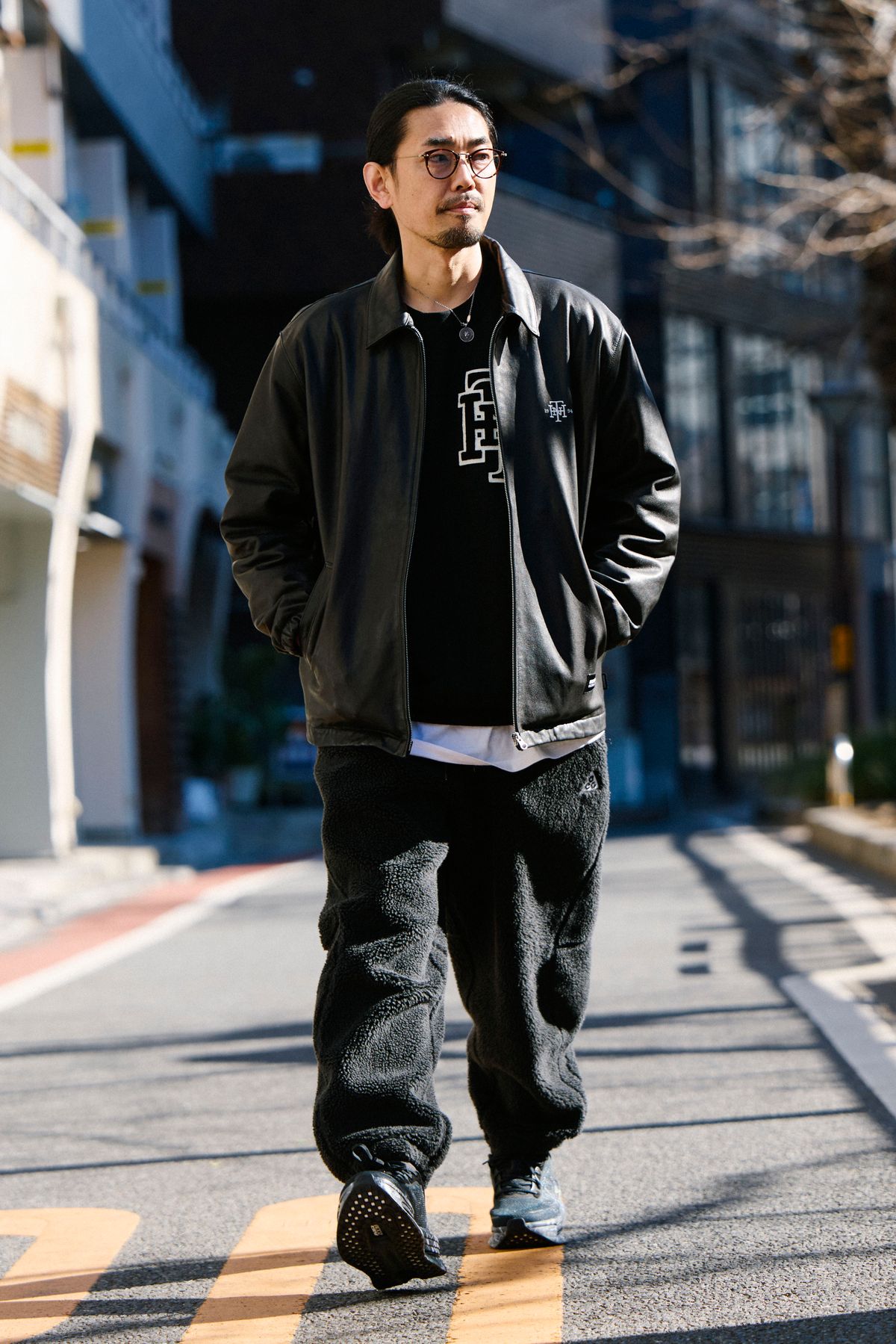 ジャケット ネイバーフッド  カットソー ネイバーフッド  パンツ エーシージー  シューズ ナイキ  ネックレス チャレンジャー  リング クロムハーツ