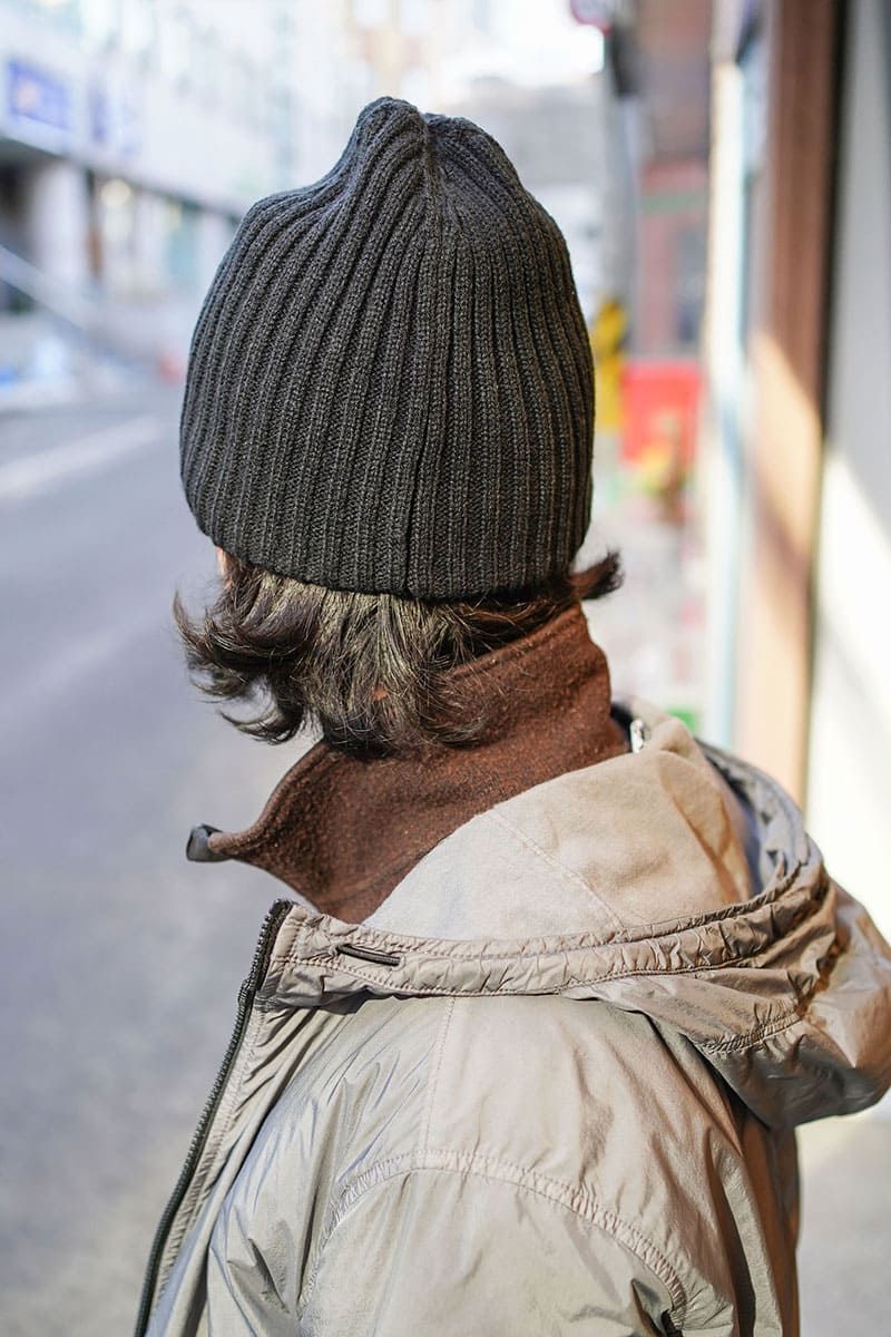 ストーンアイランドのジャケット/アウターコーディネート | 260218-1739-16 ハ・ジュニ 5枚目の写真