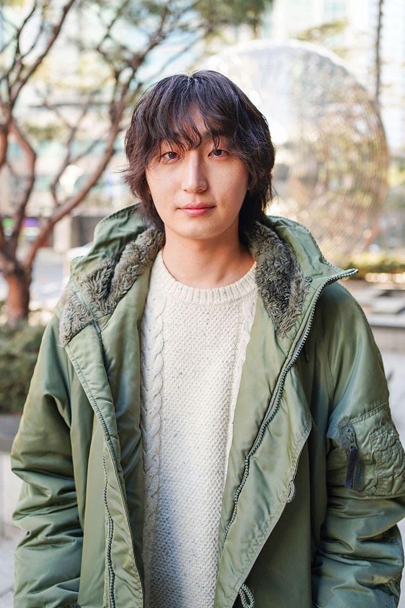 アルファインダストリーズのアウターコーディネート | 260218-1821-54 パク・ヒノ 2枚目の写真