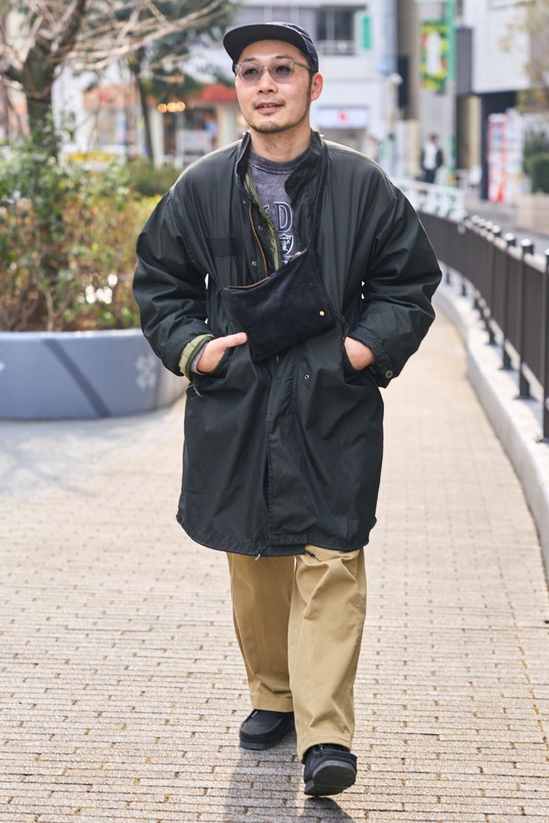 ダメージドーンのコートコーディネート | 260219-0113-49 櫻井啓貴 3枚目の写真