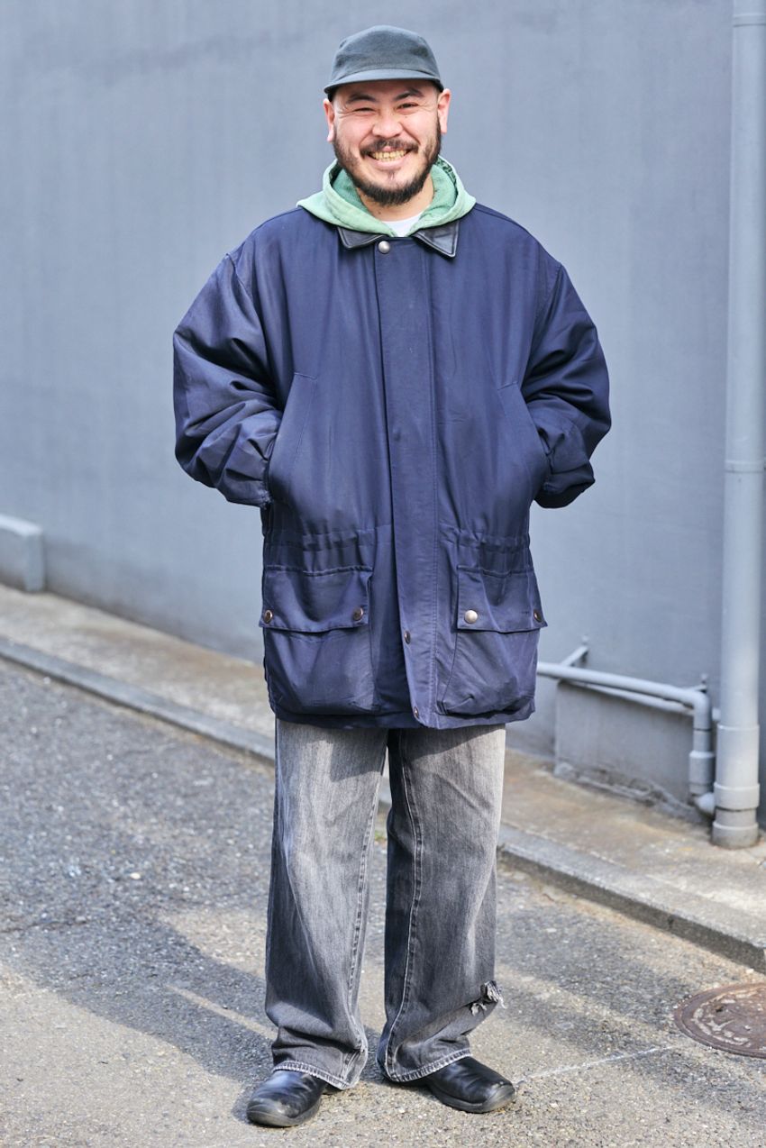 真っ黒じゃない、"グレーデニム"がちょうどいい。抜け感をもらたした洒落者5人 - 5枚目の画像