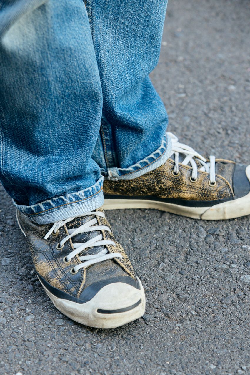 “太パン”の足元にはコンバースのスニーカーが◎！バランス良し、カッコ良しな5名をパパラッチ - 9枚目の画像