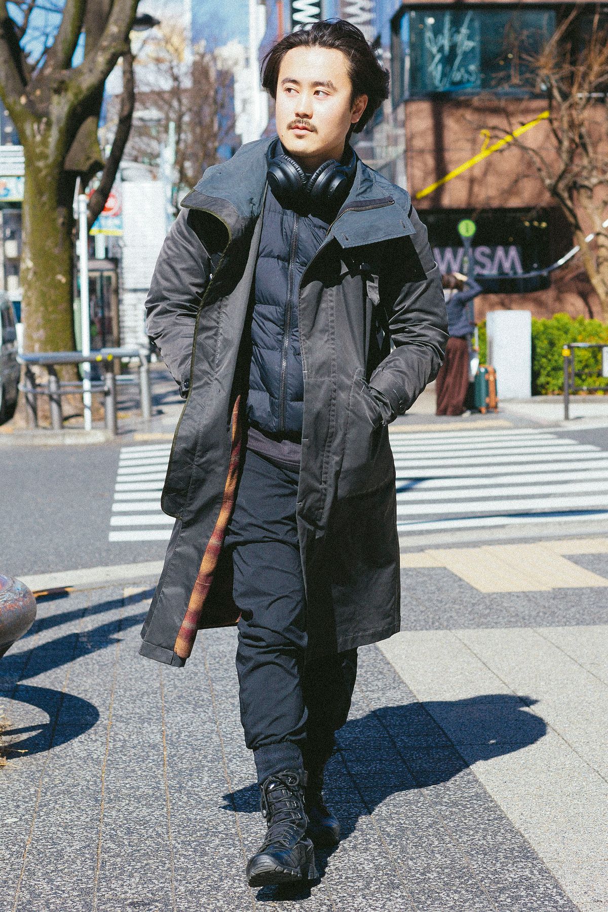 コート ジースターロゥ  インナーダウン ユニクロ  パンツ アディダス  シューズ ベイツ  バッグ ファイブイレブンタクティカル  腕時計 カシオ  アクセサリー ヴェルサーチ  靴下 ディーゼル