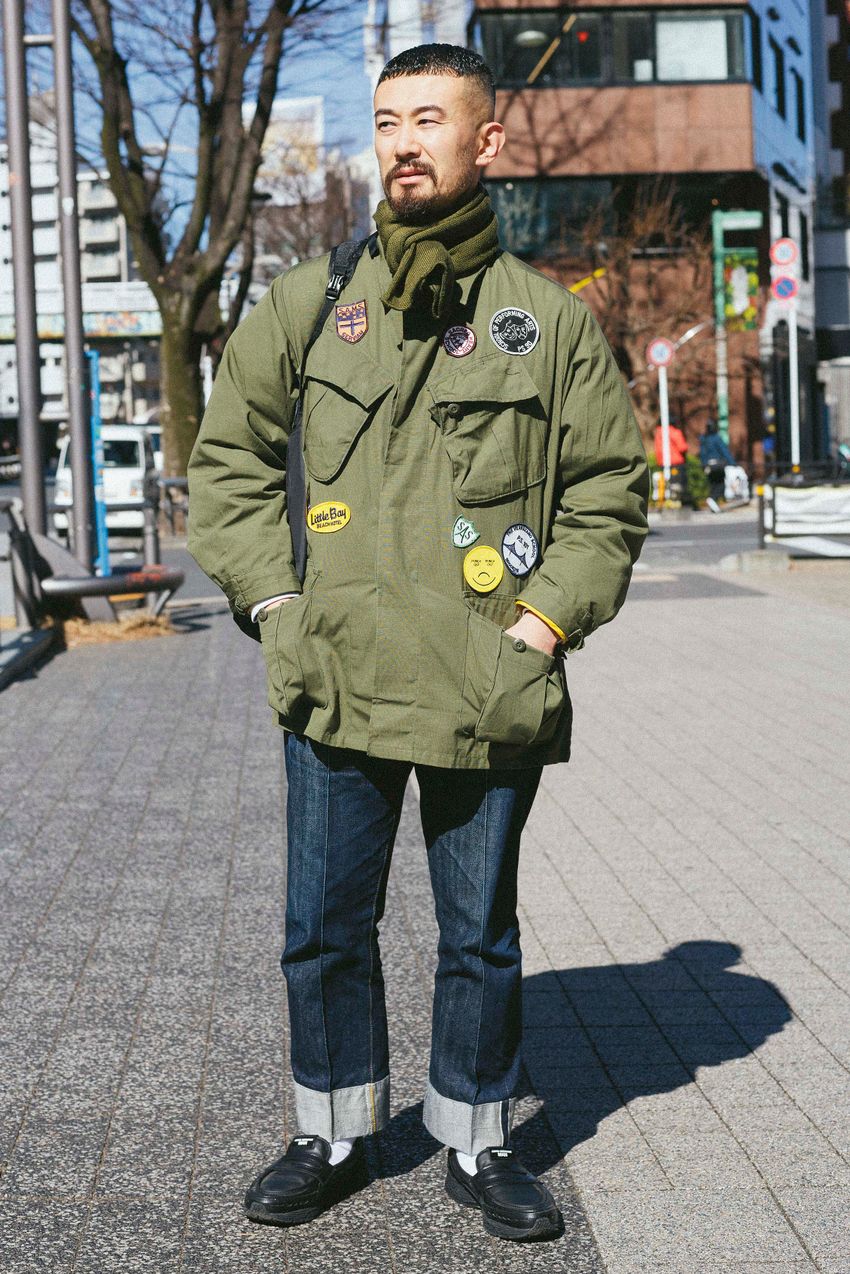 「カーキアウター×ブルーデニム」が好相性！グッドカラー、グッドバランスな洒落者5人 - 2枚目の画像