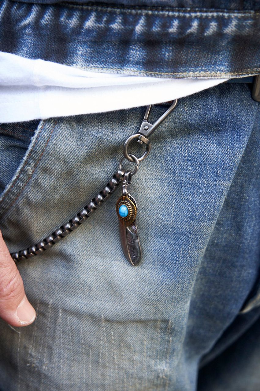 魅惑の"デニム×ウォレットチェーン"スタイル集。街角で見つけた5人を一挙紹介 - 11枚目の画像