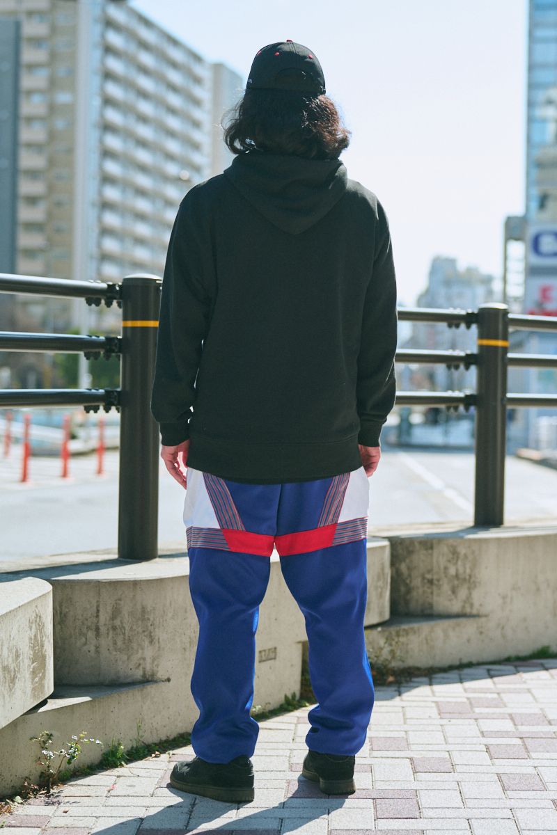 不明のパーカコーディネート | 260307-0630-28 山下 4枚目の写真