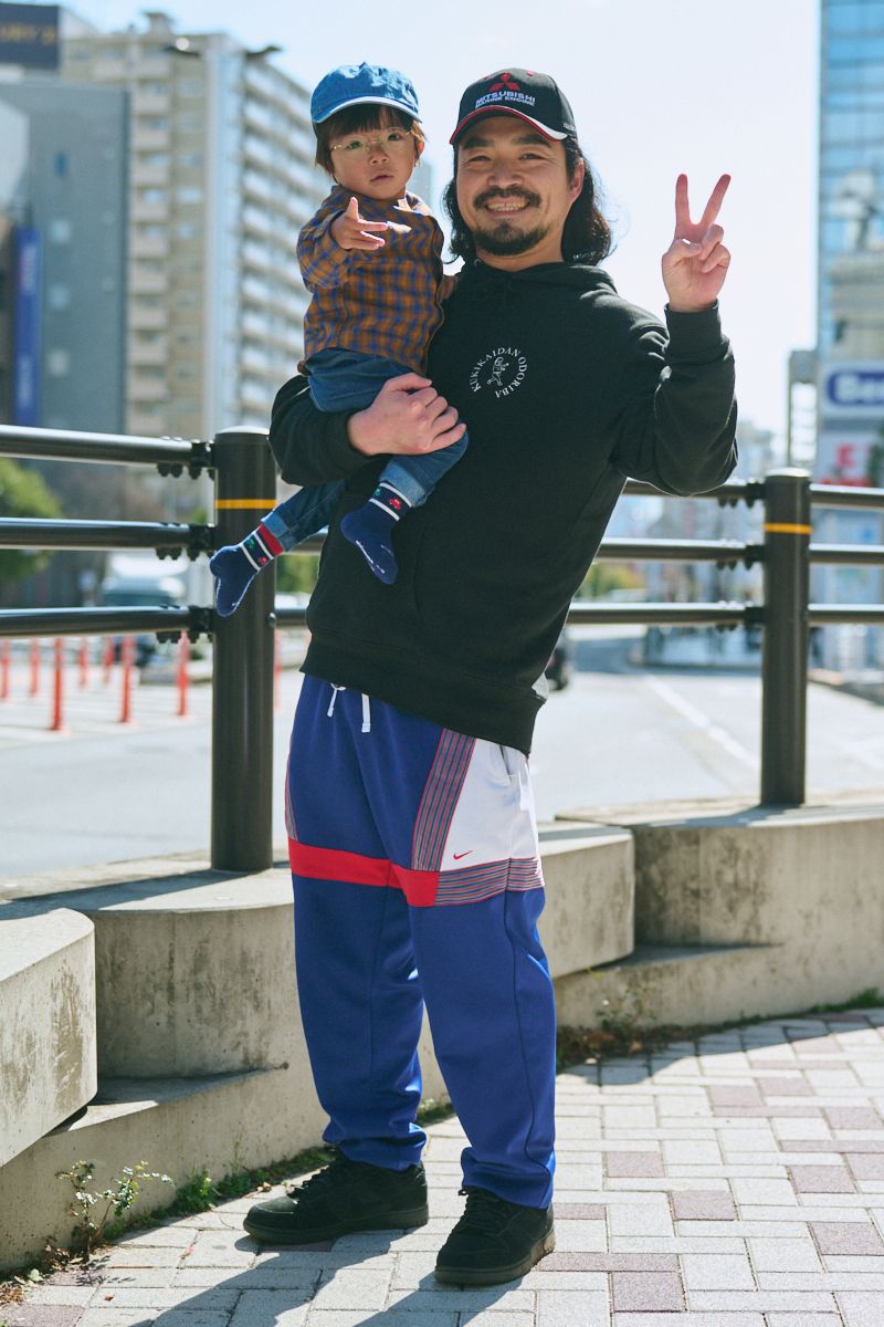 不明のパーカコーディネート | 260307-0630-28 山下