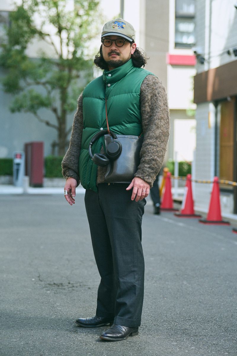 ザノースフェイスのダウンベストコーディネート | 260307-1009-57 富安雄人 2枚目の写真