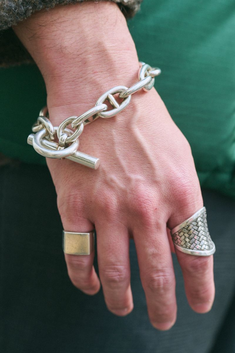 ザノースフェイスのダウンベストコーディネート | 260307-1009-57 富安雄人 9枚目の写真