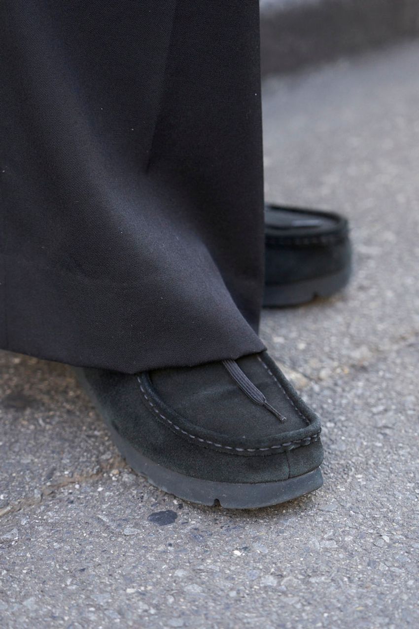 やっぱり人気の“黒クラークス”。圧倒的な高支持は「ワラビー」、愛用者5名の履きこなし術 - 11枚目の画像
