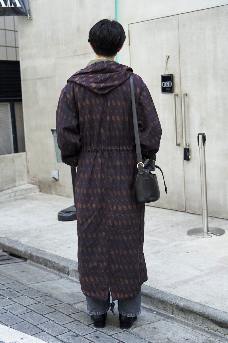 ドリスヴァンノッテンのコートコーディネート | 260318-0953-48 加藤 4枚目の写真