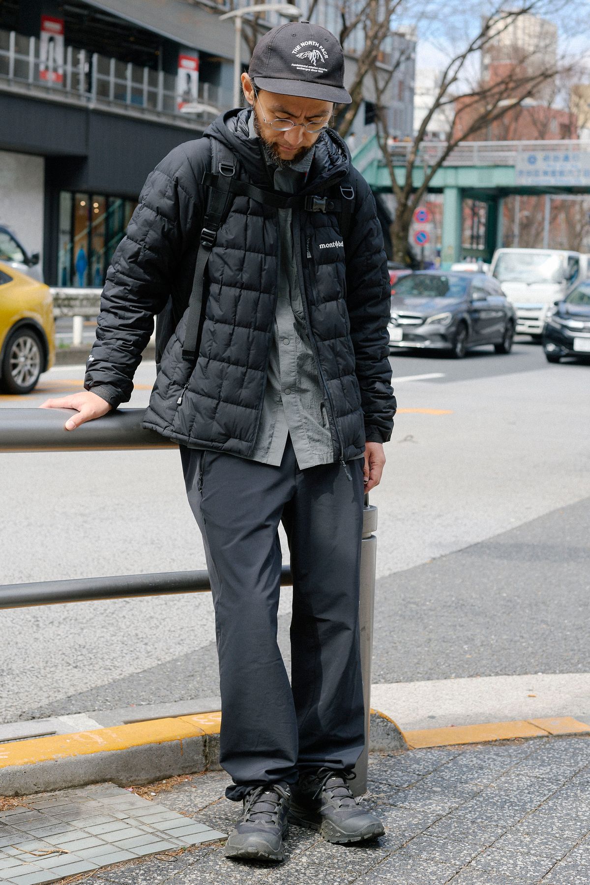 ジャケット モンベル  シャツ ザノースフェイス  パンツ ザノースフェイス  シューズ ザノースフェイス  帽子 ザノースフェイス  バッグ グレゴリー  腕時計 カシオ  靴下 キーン