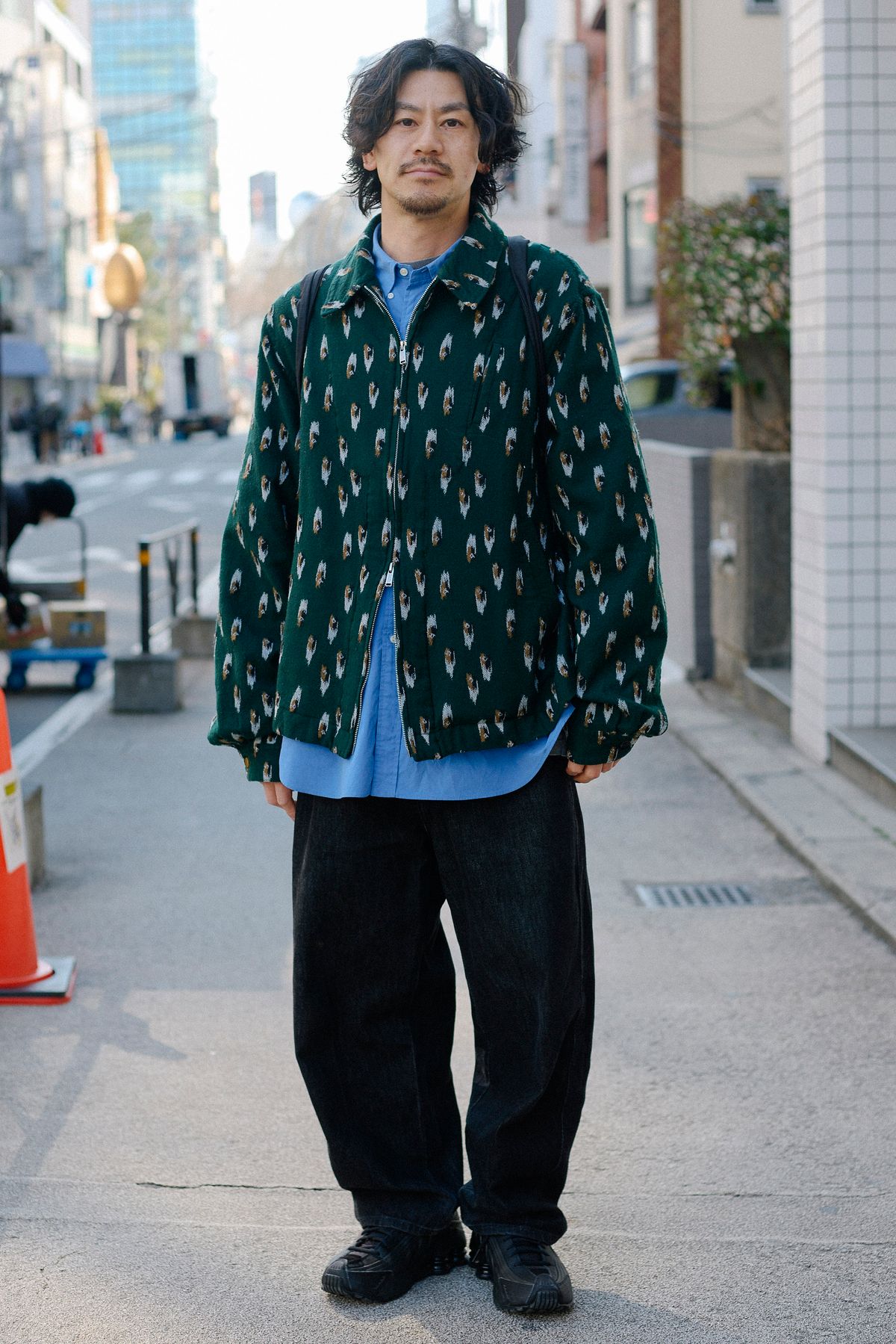 ジャケット アンダーカバー  シャツ ラルフローレン  パンツ ユニクロ  シューズ ナイキ  バッグ 不明