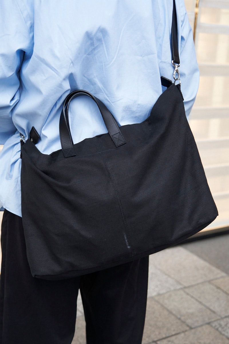 オーラリーのシャツコーディネート | 260321-0017-17 しゅうへい 8枚目の写真