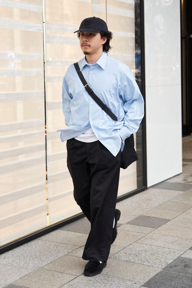 オーラリーのシャツコーディネート | 260321-0017-17 しゅうへい