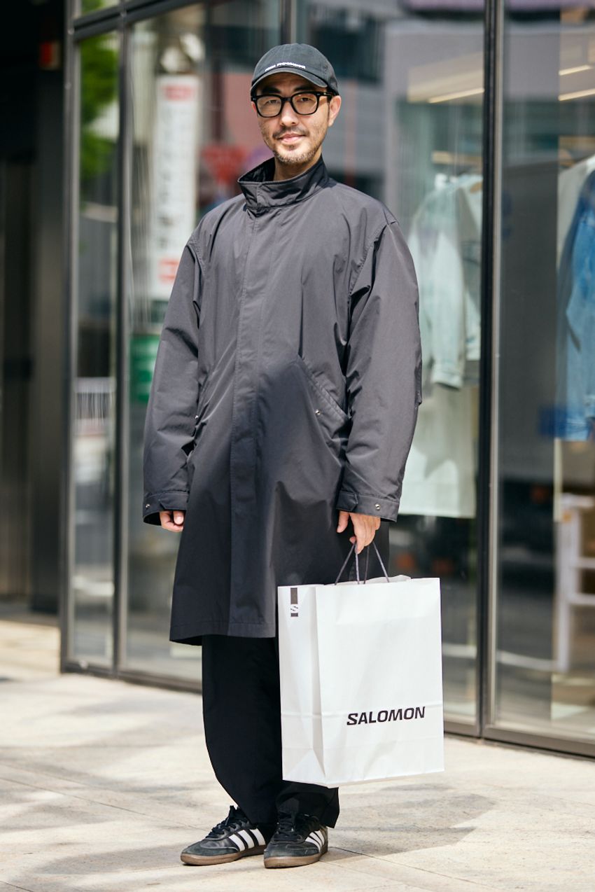 「春コート」には“太めのパンツ”を合わせるべし！絶妙バランスの5名をスナップで - 5枚目の画像