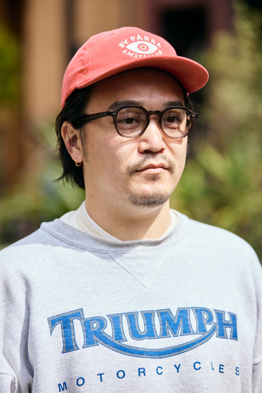 無地orロゴ？20代〜40代の“グレースウェット”攻略法を5名のコーデ好例で検証！ - 9枚目の画像