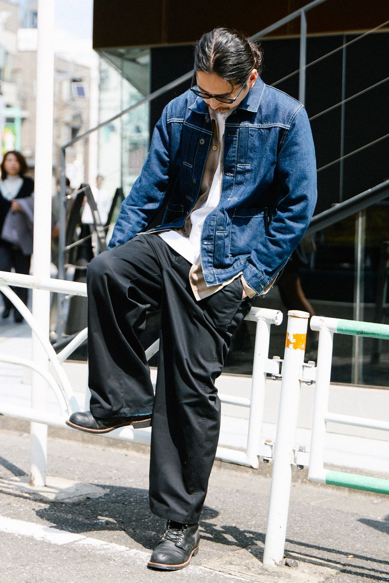 リーバイスのGジャン、Tシャツコーディネート | 260402-0253-17 宇内 彰 2枚目の写真