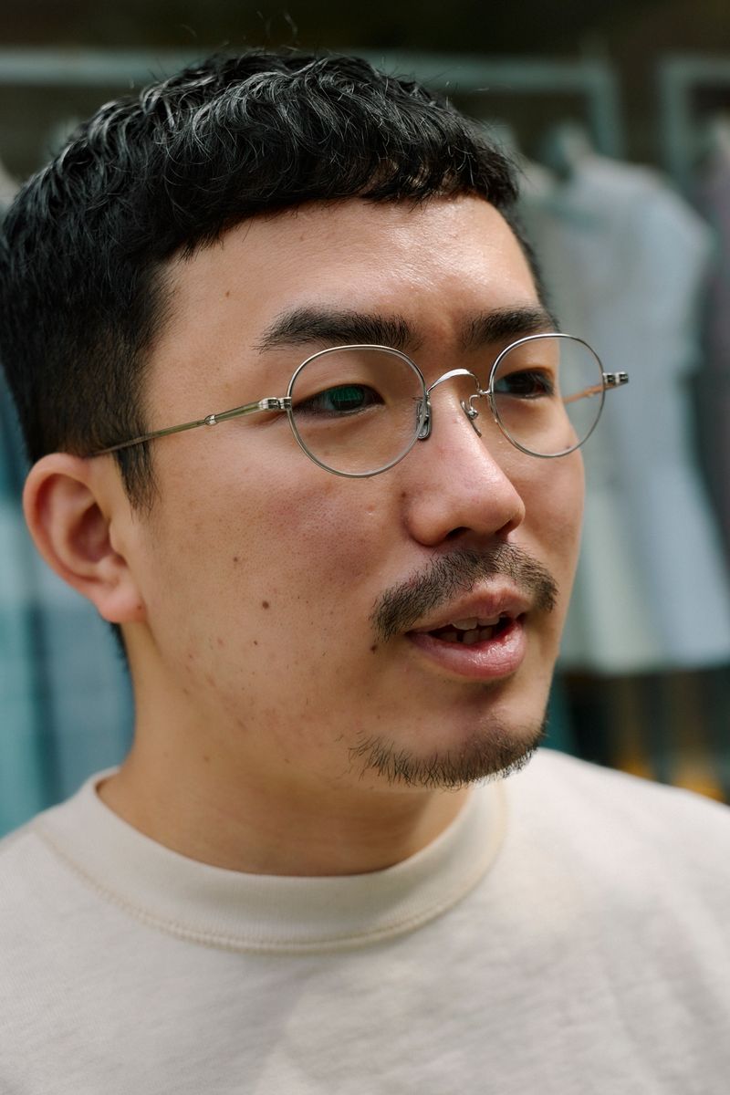 グラフペーパーのスウェットコーディネート | 260404-0926-14 川原成道 5枚目の写真