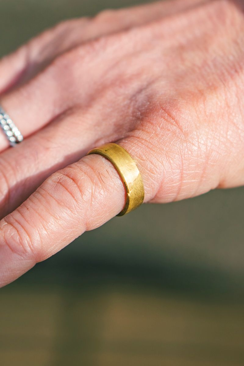 木梨サイクルのパーカコーディネート | 260404-1054-23 渡邉亮一 8枚目の写真