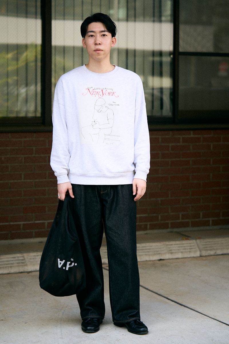 エイチビューティーアンドユースのスウェットコーディネート | 260407-1239-57 峯村亮汰