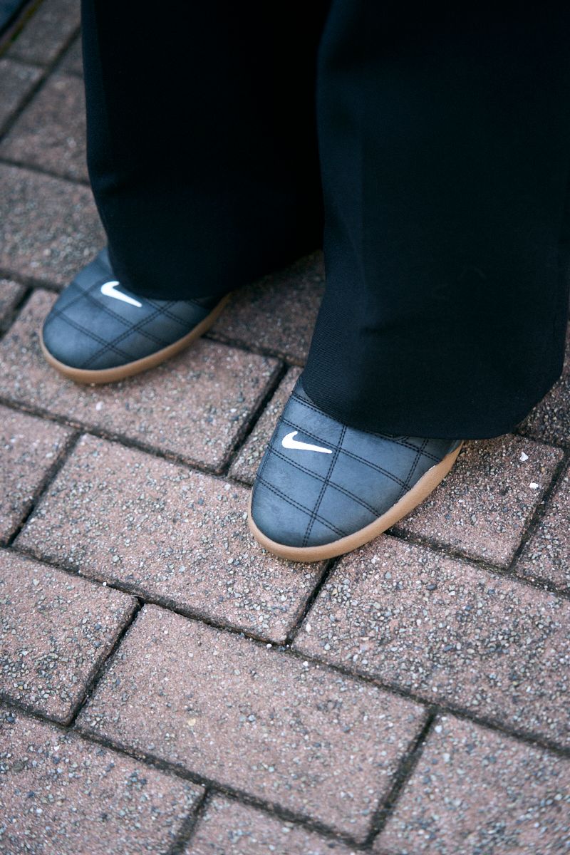 オーラリーのコートコーディネート | 260407-1248-13 佐藤一輝 5枚目の写真