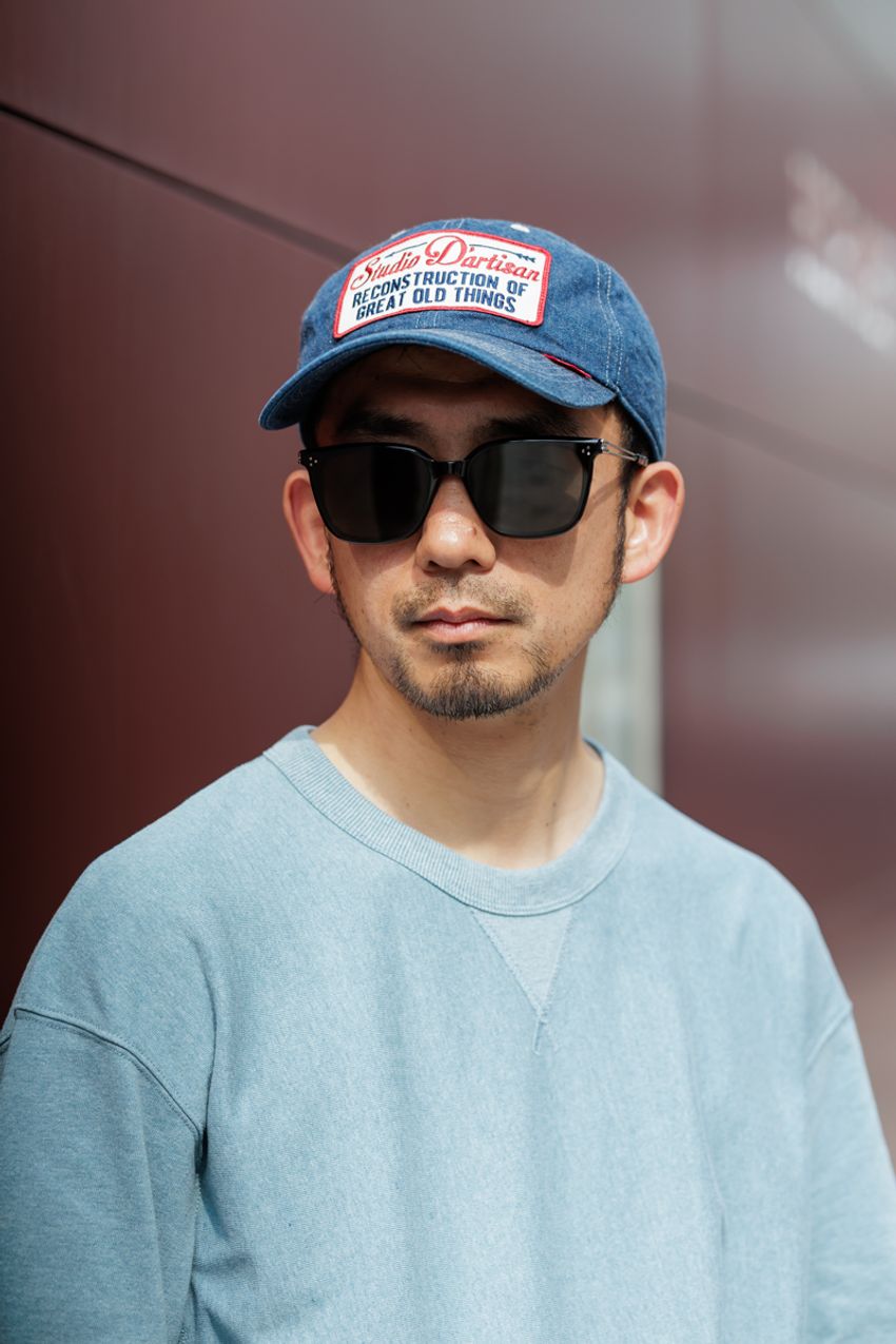 【30〜40代】キャップはどう被るのが正解？街の大人5名から導く正しい付き合い方 - 3枚目の画像