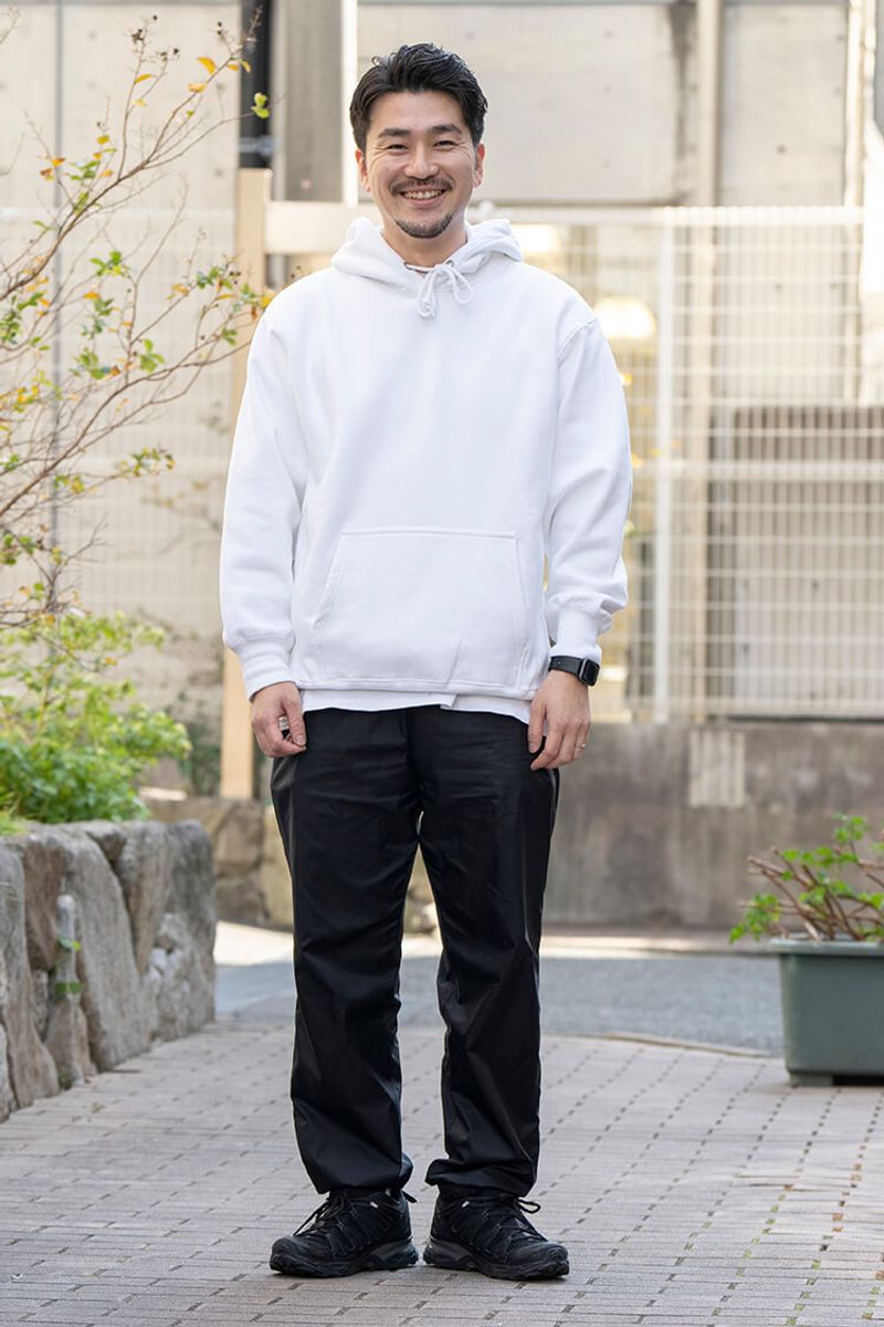 爽やかモノトーンは、トップス ＝白が正解 大須賀祐介